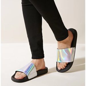 Sixtyseven Metallic Ariel Pool Slides size 8